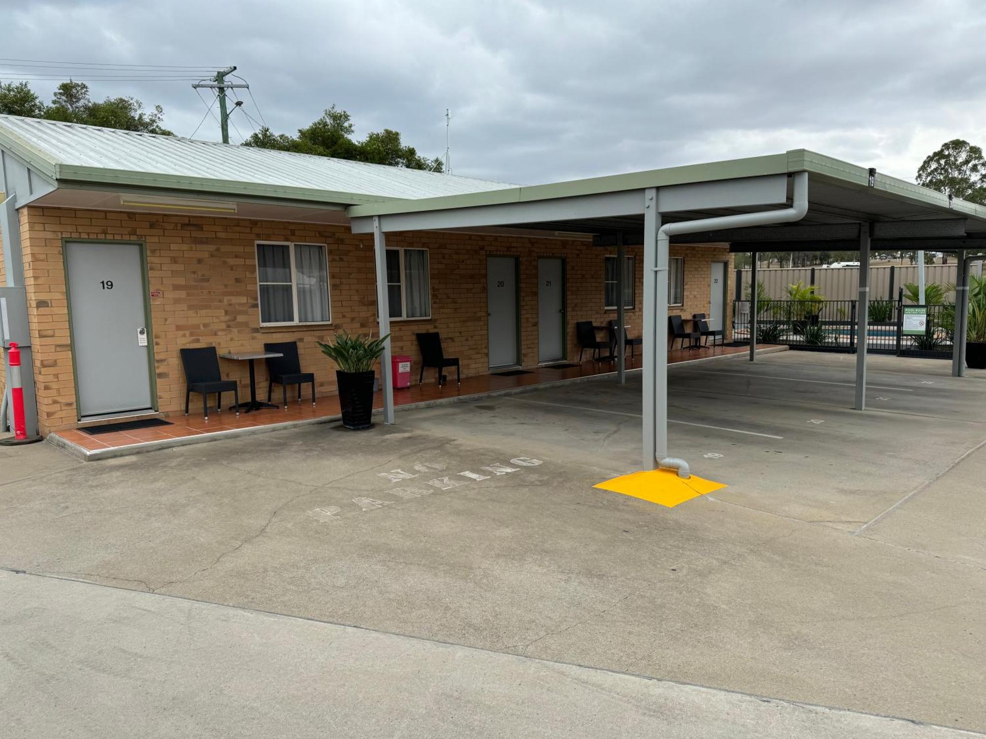 Raintree Motel Biloela Ngoại thất bức ảnh